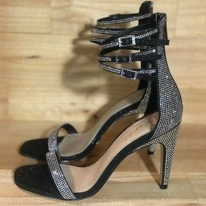 Jewel Badgley Mischka Women's Regina Sandal